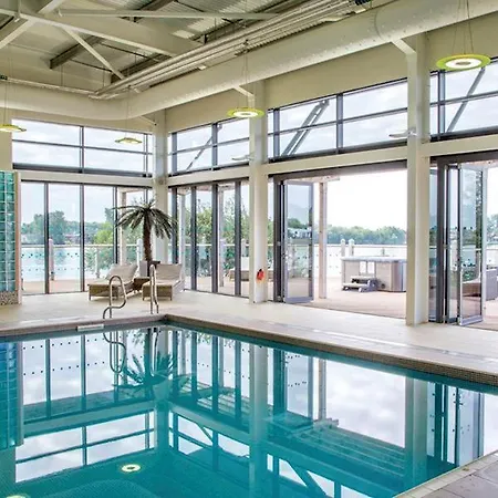 Ksr Hot Tub Holiday Home At Tattershall Lakes Exterior photo
